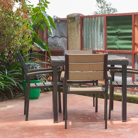 Dutchess Hotel And Restaurant Fort Portal Ngoại thất bức ảnh