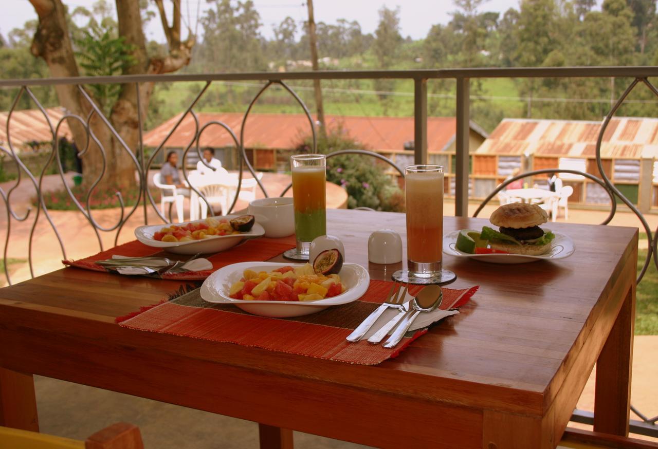 Dutchess Hotel And Restaurant Fort Portal Ngoại thất bức ảnh