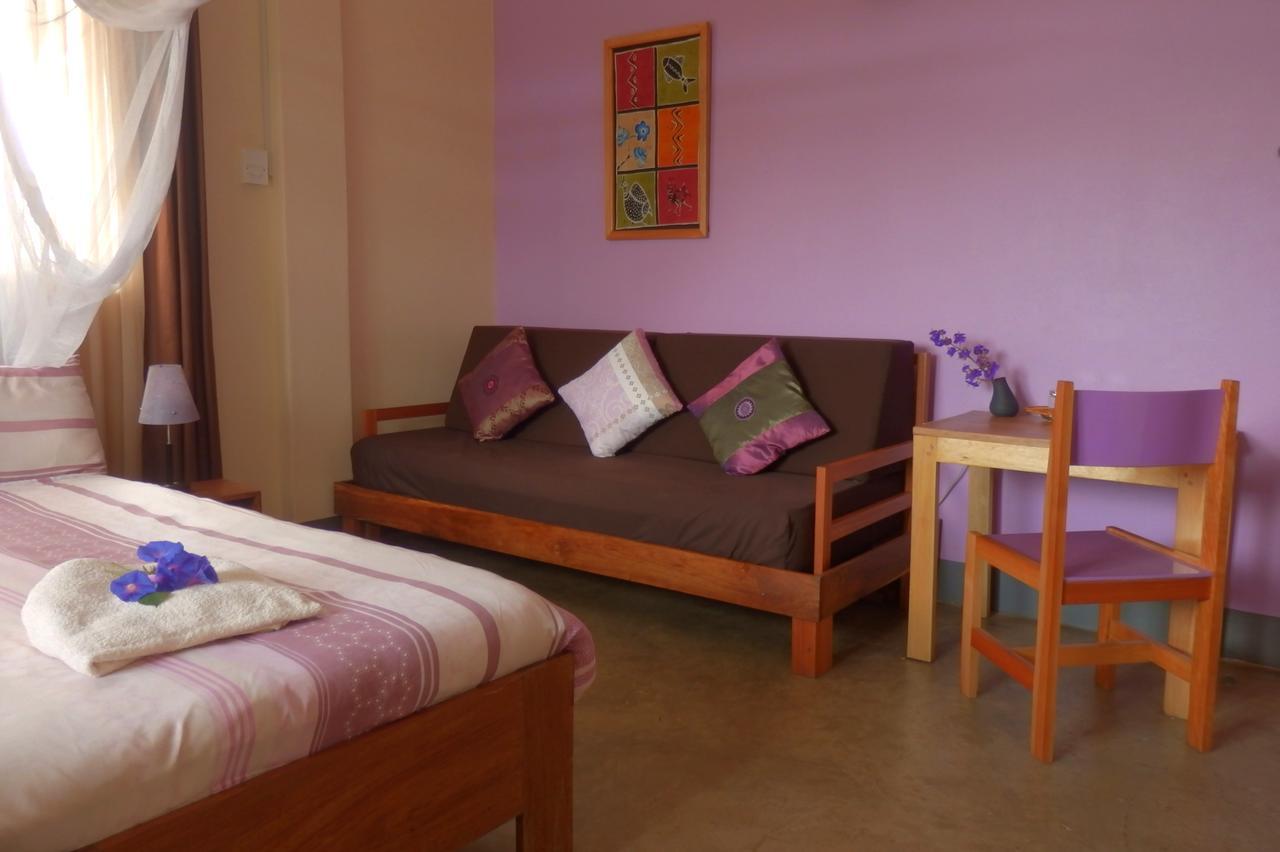 Dutchess Hotel And Restaurant Fort Portal Ngoại thất bức ảnh